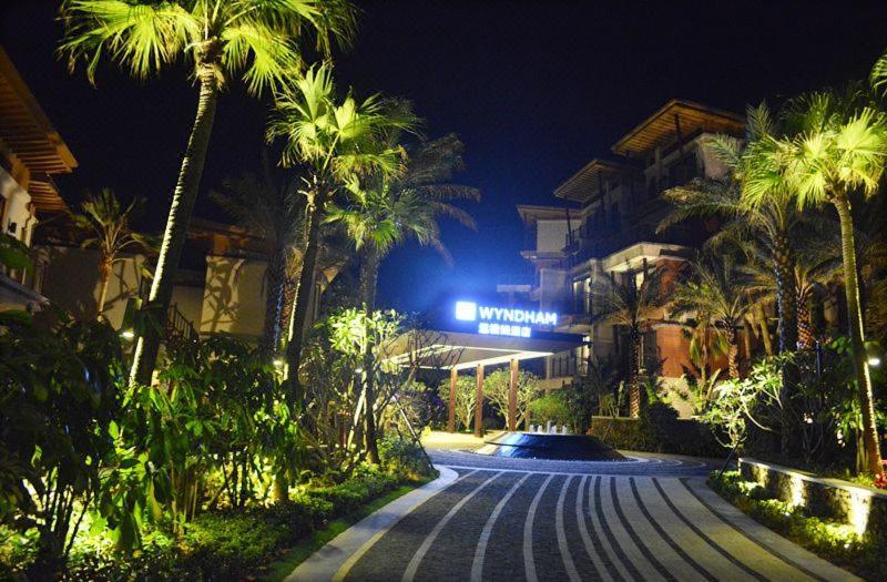 Hotel Wyndham Shenzhou Peninsula à Wanning Extérieur photo